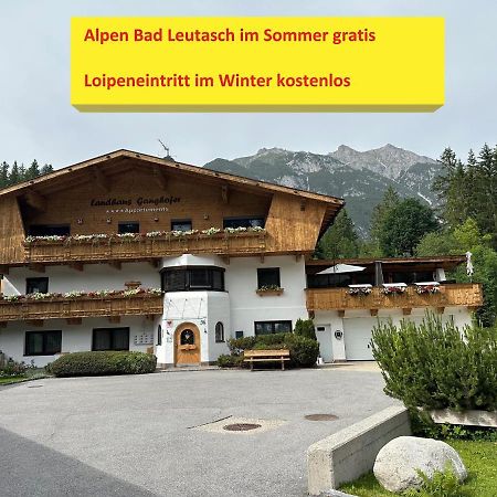 ロイタシュW4 Haus Ganghoferアパートメント エクステリア 写真